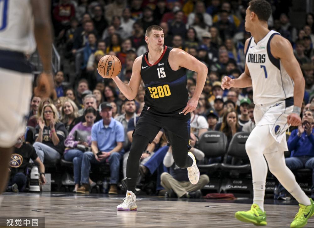 巴佩此举的 巴佩此举的